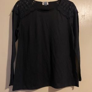 Women’s long sleeve